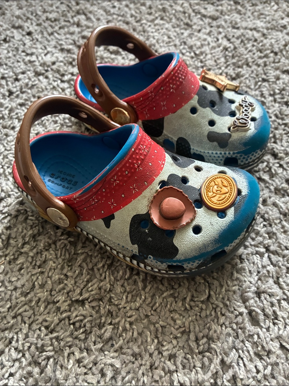 CROCS Toy Story Woody size 7C